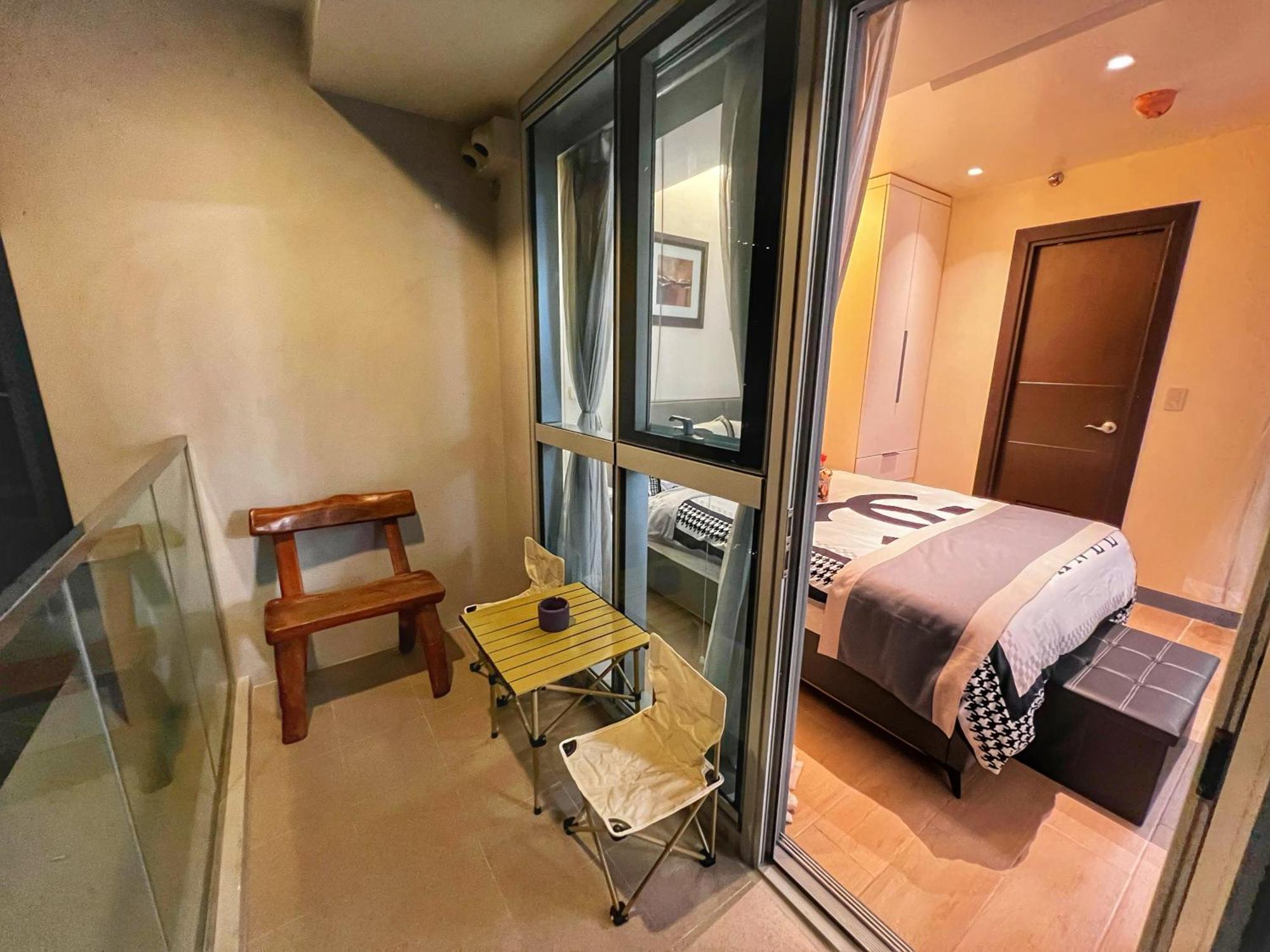 Eg Private House -Bgc Uptown Lejlighedshotel Taguig Eksteriør billede