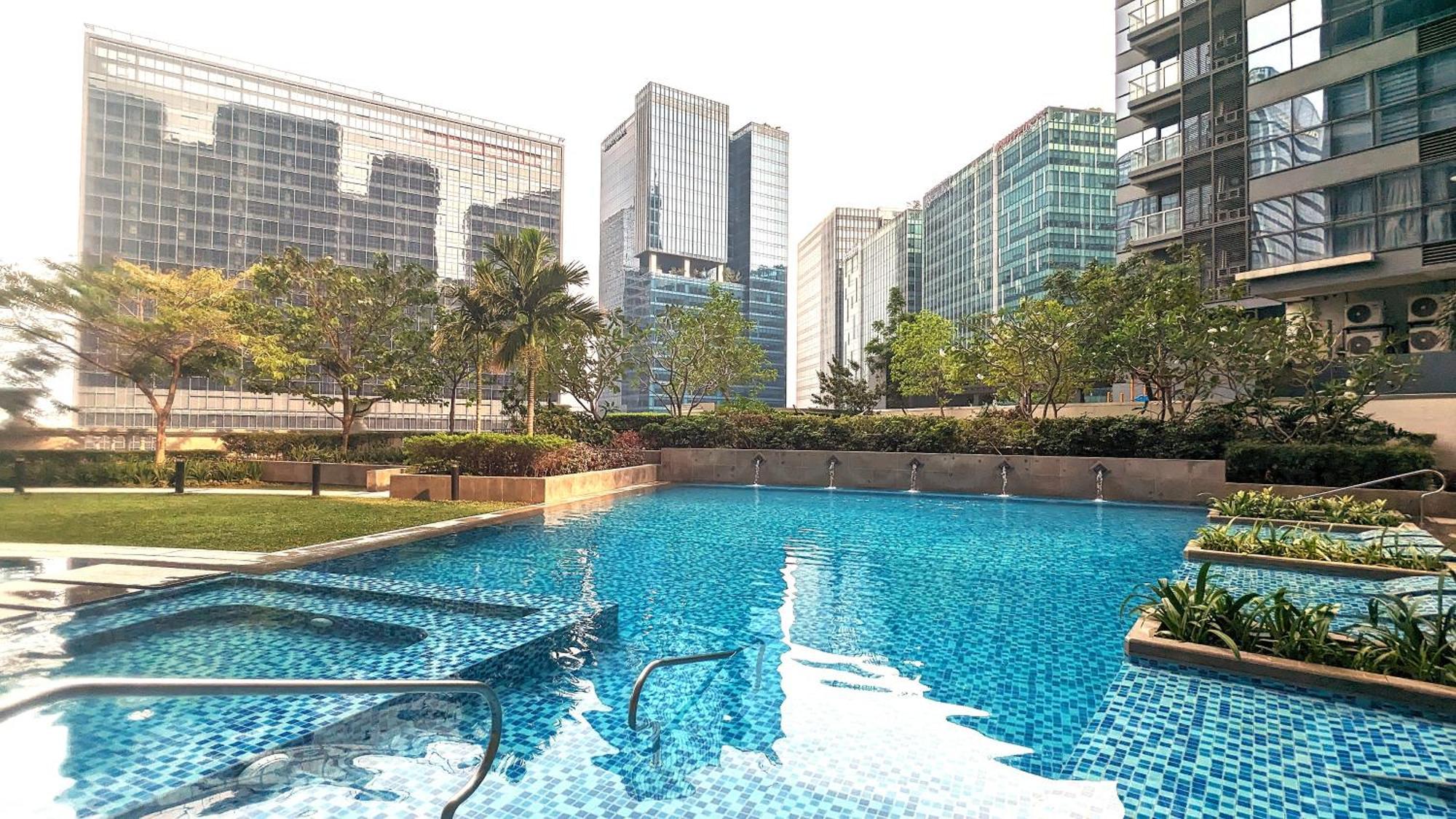 Eg Private House -Bgc Uptown Lejlighedshotel Taguig Eksteriør billede