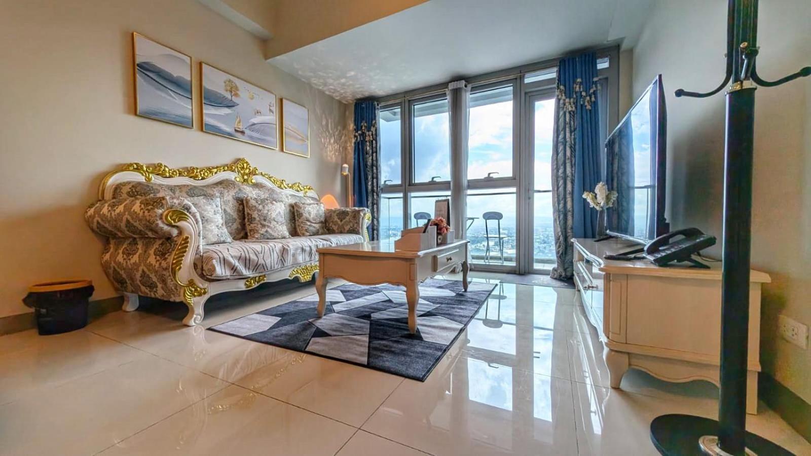 Eg Private House -Bgc Uptown Lejlighedshotel Taguig Eksteriør billede
