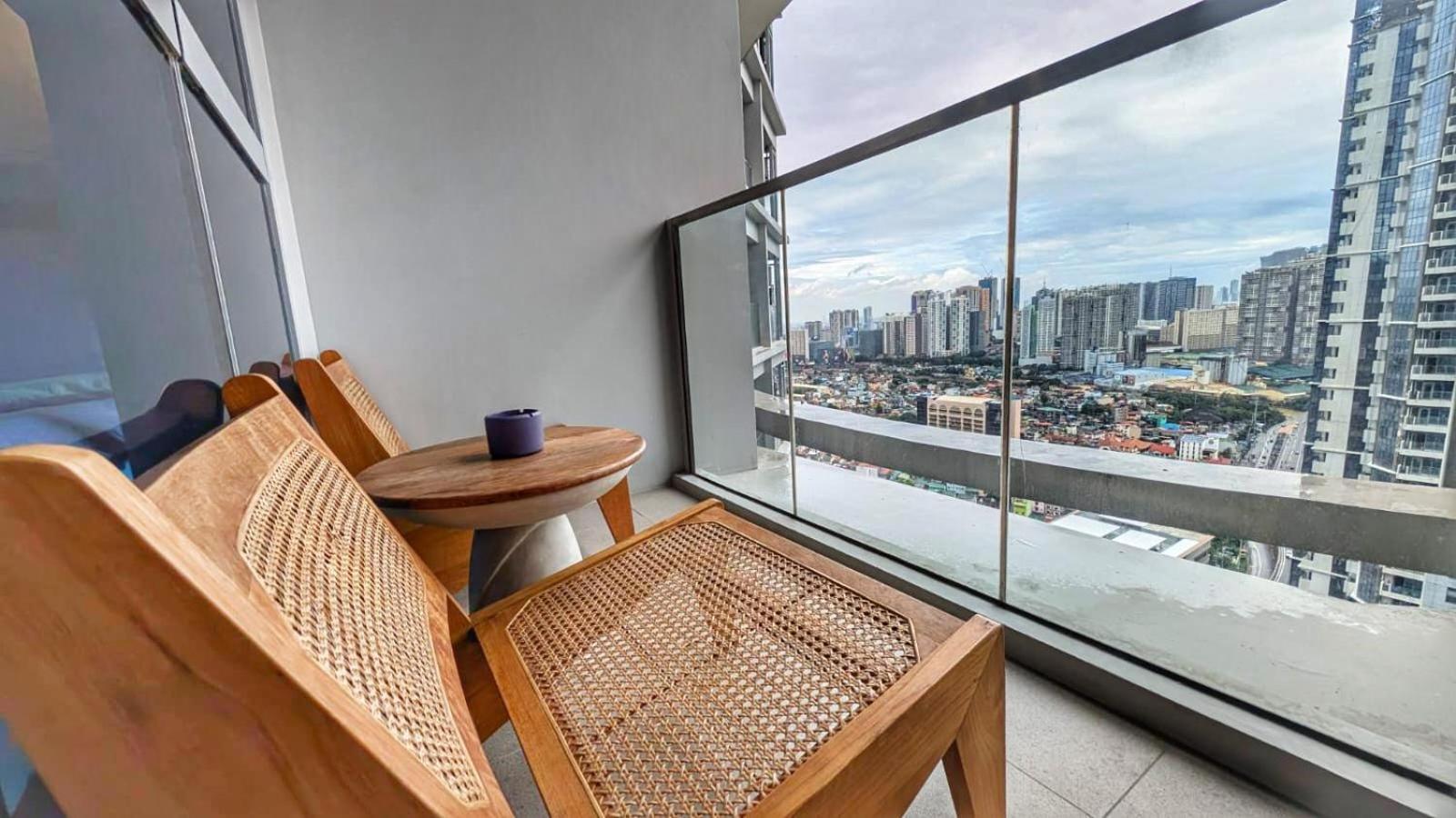 Eg Private House -Bgc Uptown Lejlighedshotel Taguig Eksteriør billede