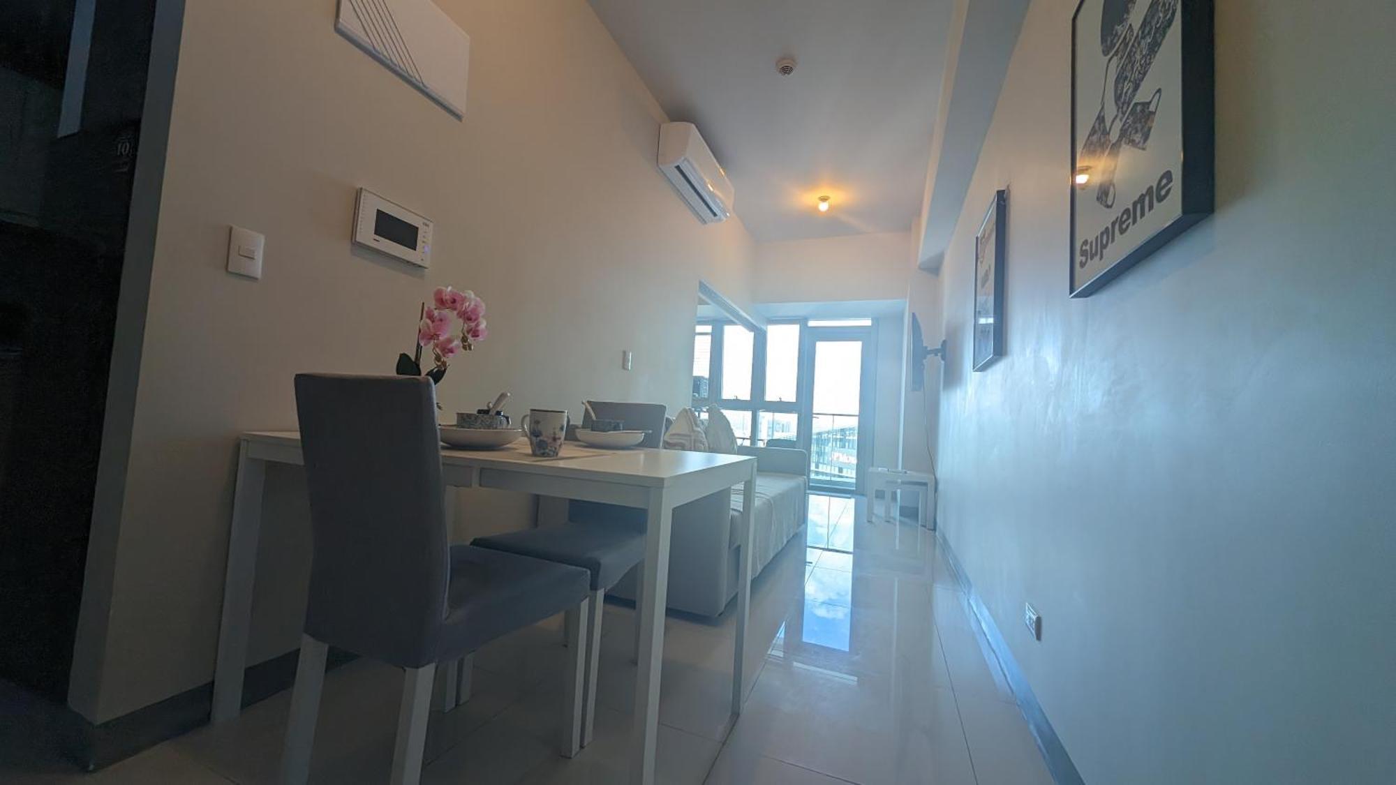 Eg Private House -Bgc Uptown Lejlighedshotel Taguig Eksteriør billede